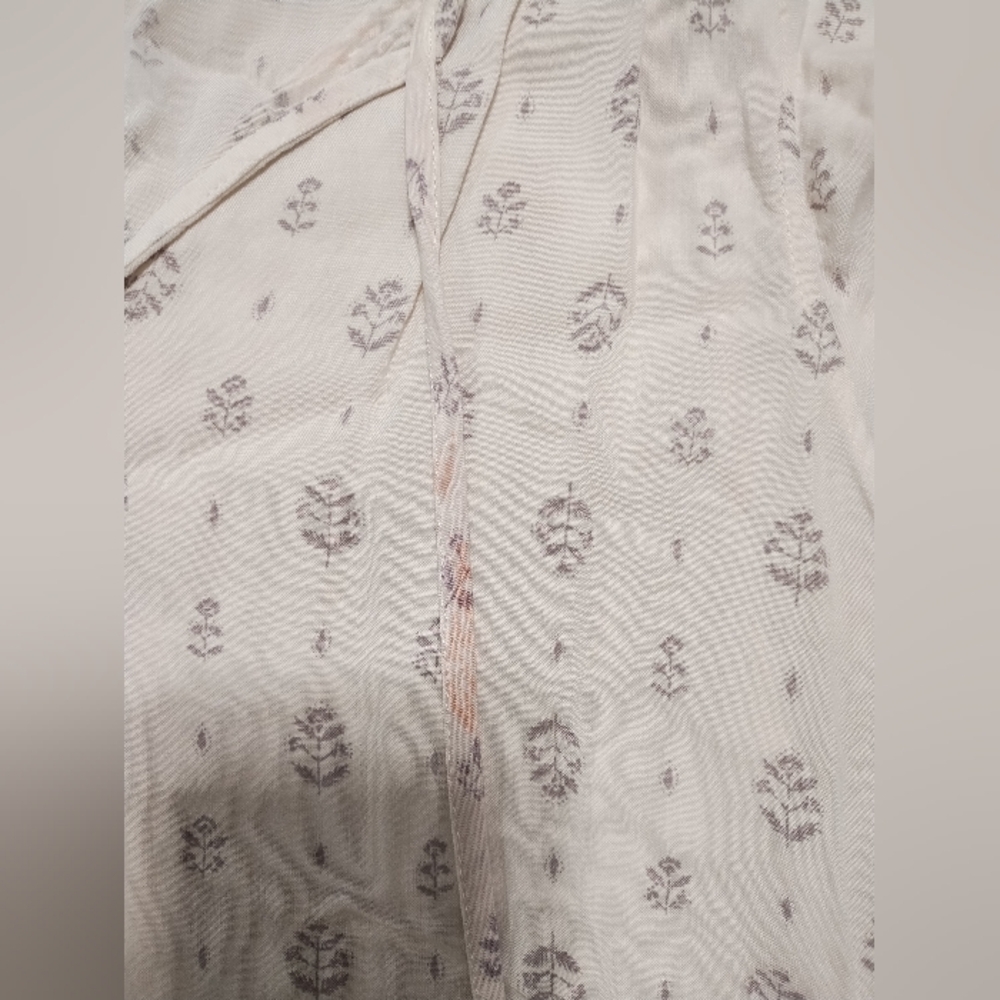 Wall Flower White Ruffled Tank Top Blouse - Picture 10 of 12